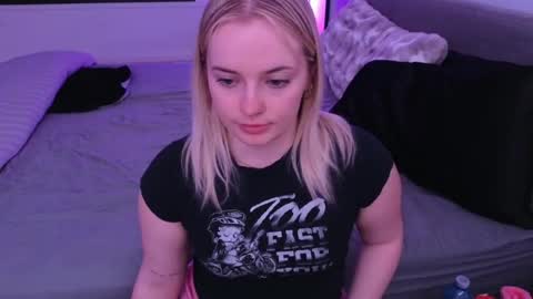 margot_robbie7 online show from 05-15-26, 02:18