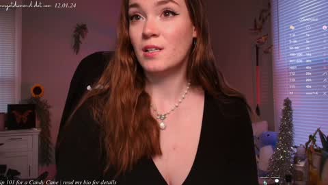 Snapshot of margotdiamond chatting on 12-01-24, 10:21 online show from 12-01-24, 10:21