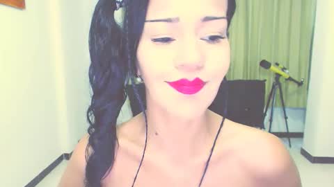 Snapshot of mari4you69 chatting on 10-13-25, 10:59 mari4you69 online show from 10-13-25, 10:59