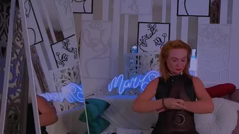 Snapshot of mari69juana chatting on 11-17-25, 06:14 mari69juana online show from 11-17-25, 06:14