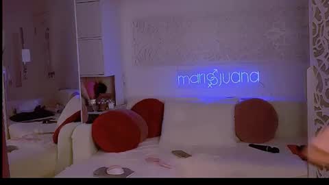 Snapshot of mari69juana chatting on 02-09-26, 06:45 mari69juana online show from 02-09-26, 06:45