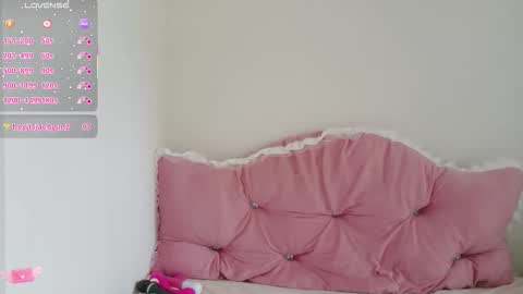 Snapshot of mari_tokyo chatting on 10-29-25, 06:59 mari_tokyo online show from 10-29-25, 06:59