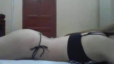 Snapshot of maria_eugenia chatting on 01-17-26, 02:05 Mareu online show from 01-17-26, 02:05