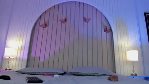 Maria  online show from 10-21-25, 12:28