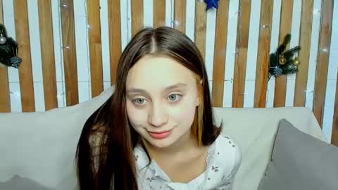 Maria online show from 12-30-24, 07:04