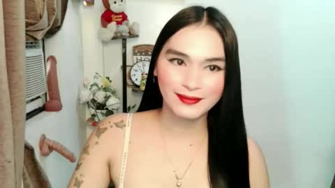 Marga online show from 10-22-25, 01:39