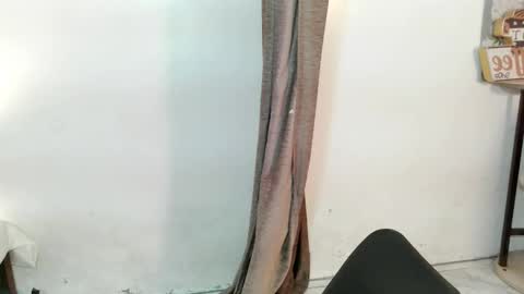 Snapshot of maria_laboxxx chatting on 12-03-25, 02:08 Marga online show from 12-03-25, 02:08