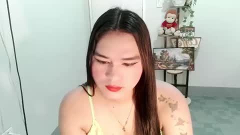 Snapshot of maria_laboxxx chatting on 02-24-26, 04:54 Marga online show from 02-24-26, 04:54