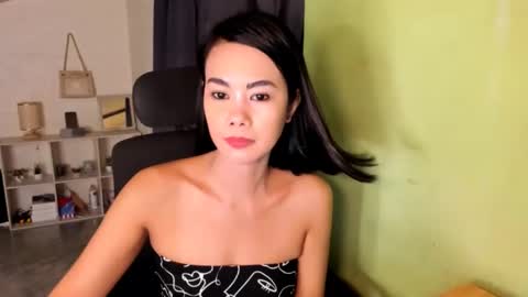 Snapshot of mariacarmi chatting on 12-10-24, 05:44 mariacarmi online show from 12-10-24, 05:44