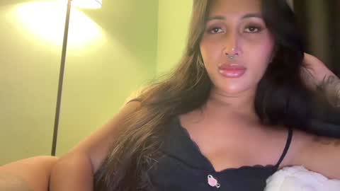 Snapshot of mariafatale_00 chatting on 01-13-25, 10:03 Maria online show from 01-13-25, 10:03