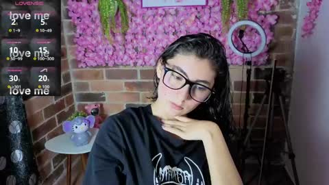 Maria online show from 04-22-26, 07:59