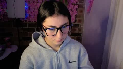 Maria online show from 04-28-26, 10:37