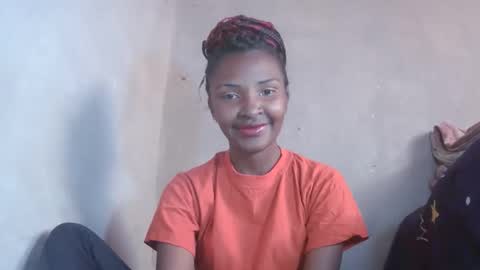 Snapshot of mariah586 chatting on 09-21-25, 06:26 Maria online show from 09-21-25, 06:26