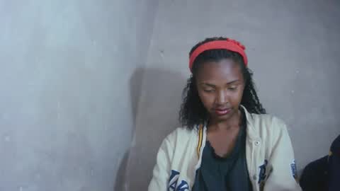 Snapshot of mariah586 chatting on 09-22-25, 07:05 Maria online show from 09-22-25, 07:05
