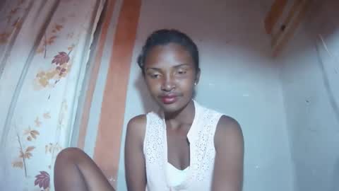 Snapshot of mariah586 chatting on 09-24-25, 11:13 Maria online show from 09-24-25, 11:13