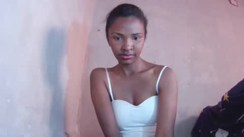 Snapshot of mariah586 chatting on 09-26-25, 03:21 Maria online show from 09-26-25, 03:21