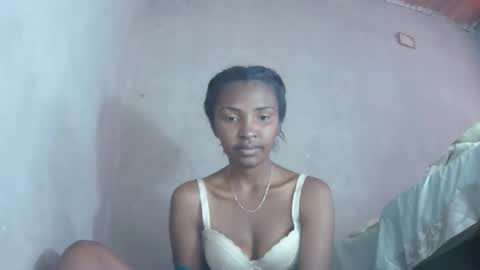 Snapshot of mariah586 chatting on 10-09-25, 08:12 Maria online show from 10-09-25, 08:12