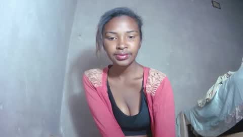 Snapshot of mariah586 chatting on 10-14-25, 01:50 Maria online show from 10-14-25, 01:50