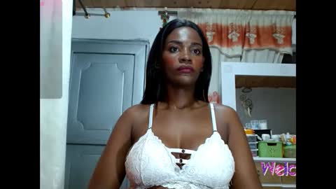 Snapshot of mariah_hellen chatting on 09-23-25, 09:07 Alicia online show from 09-23-25, 09:07