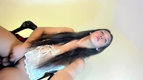 Snapshot of mariahah69 chatting on 03-06-26, 07:54 mariahah69 online show from 03-06-26, 07:54