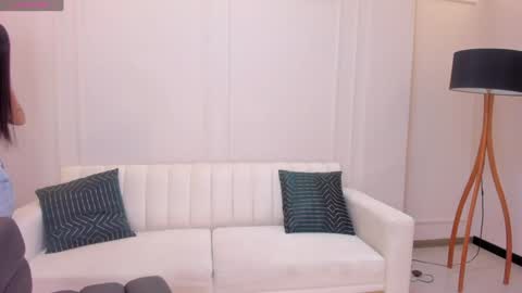 MARIA HERRERA  online show from 12-10-24, 07:43