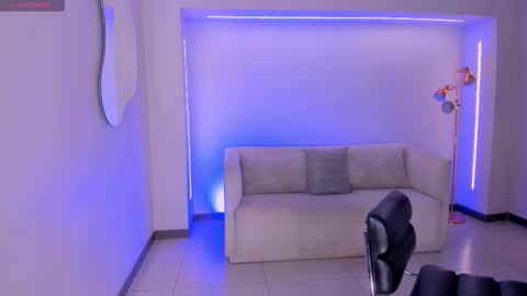 MARIA HERRERA  online show from 09-26-25, 08:35