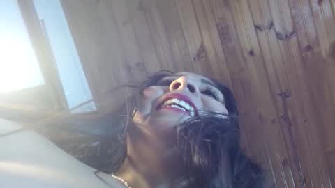 Snapshot of mariajose2015 chatting on 09-25-25, 10:52 Mariajose online show from 09-25-25, 10:52