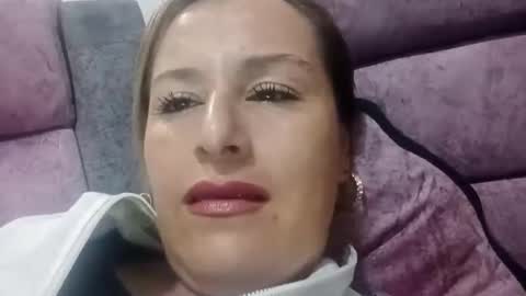 Snapshot of mariajose_1992 chatting on 04-09-26, 12:54 mariajose_1992 online show from 04-09-26, 12:54