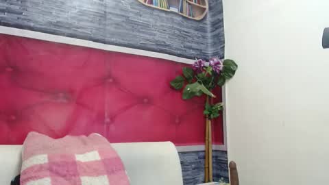 mariam_schubert online show from 12-12-24, 05:48