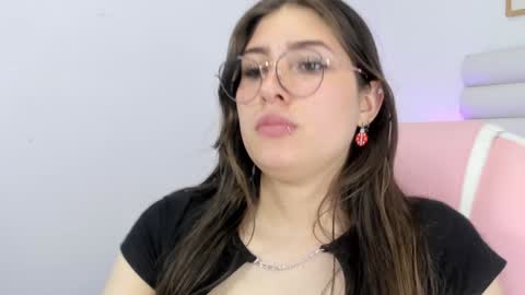 Snapshot of mariam_scott18 chatting on 12-27-24, 10:59 Mariam online show from 12-27-24, 10:59