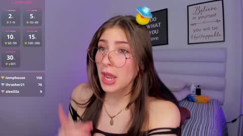 Snapshot of mariam_scott18 chatting on 02-26-25, 01:21 Mariam online show from 02-26-25, 01:21