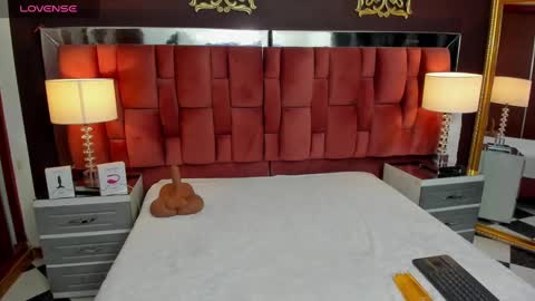 Snapshot of mariamrosse chatting on 03-04-25, 03:11 Mariam online show from 03-04-25, 03:11