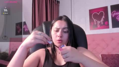 Marian online show from 11-07-25, 02:39