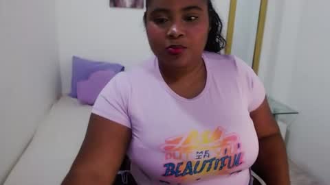 Snapshot of marian_bbw chatting on 07-27-26, 12:34 Marian BBW online show from 07-27-26, 12:34