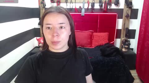 Marian online show from 10-08-25, 02:31