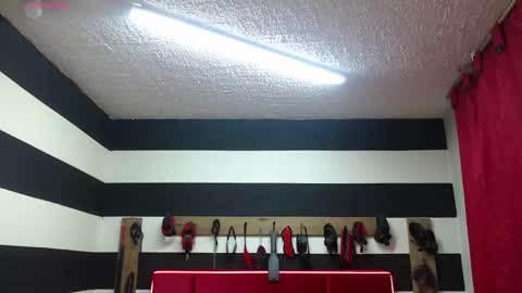 Marian online show from 10-23-25, 03:17