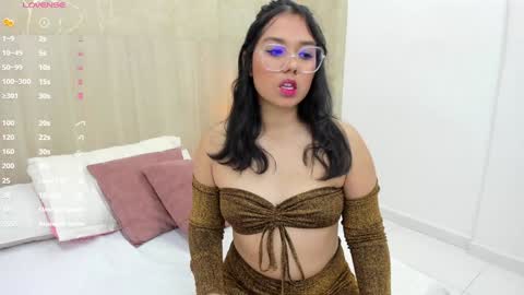 Mariana Allen online show from 02-07-25, 03:23