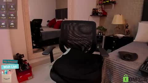 Snapshot of mariana_c chatting on 02-04-26, 02:56 Mar y online show from 02-04-26, 02:56