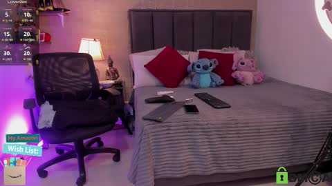 Snapshot of mariana_c chatting on 02-06-26, 02:42 Mar y online show from 02-06-26, 02:42