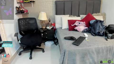 Snapshot of mariana_c chatting on 03-02-26, 03:08 Mar y online show from 03-02-26, 03:08