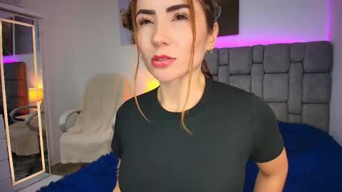 Mariana Gomez online show from 11-07-25, 07:14