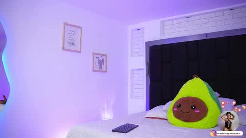 Mariana  online show from 09-16-25, 06:53