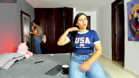 MARIANA Y VALENTINA online show from 06-22-26, 11:18
