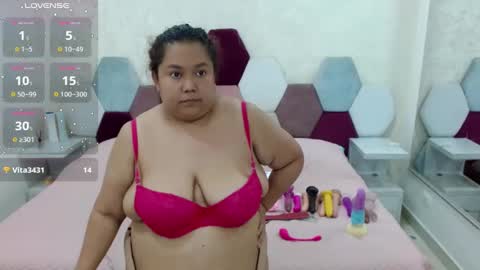 Snapshot of marianabbw_ chatting on 03-01-25, 10:10 mariana online show from 03-01-25, 10:10