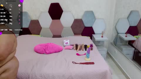 Snapshot of marianabbw_ chatting on 09-23-25, 05:49 mariana online show from 09-23-25, 05:49