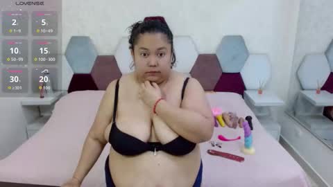 Snapshot of marianabbw_ chatting on 11-29-25, 06:22 mariana online show from 11-29-25, 06:22