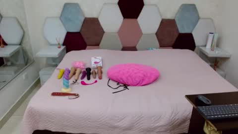 Snapshot of marianabbw_ chatting on 03-16-26, 03:27 mariana online show from 03-16-26, 03:27