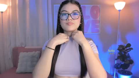 Snapshot of marianadolll chatting on 02-19-26, 12:12 Mariana online show from 02-19-26, 12:12