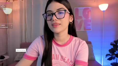 Snapshot of marianadolll chatting on 03-15-26, 12:11 Mariana online show from 03-15-26, 12:11