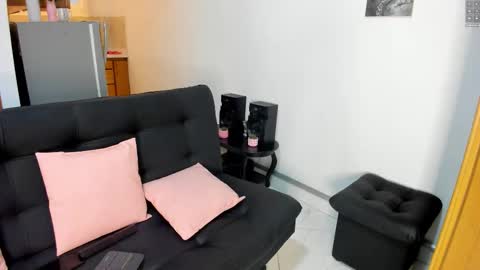 Mariana online show from 11-16-25, 11:16